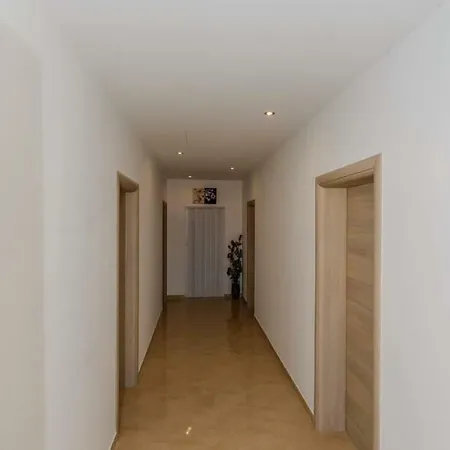Apartment Biocic Kaštela